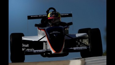 Stage de pilotage en formule RENAULT sur le Circuit du Laquais