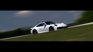 Stage de pilotage Porsche 911 Carrera S + Alpine A110S. Offrez un bon cadeau pour piloter au Circuit du Laquais.