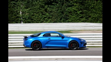 Stage Coaching Alpine A110