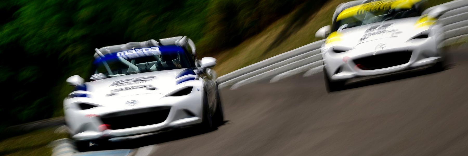 Offrez un stage de pilotage Mazda Mx-5 CUP au Circuit du Laquais. Offrez un Bon cadeau pour piloter sur circuit valable 1 an. Offrez un stage de pilotage Mazda Mx-5 CUP au Circuit du Laquais. Offrez un Bon cadeau pour piloter sur circuit valable 1 an.