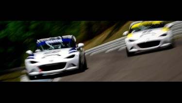 Offrez un stage de pilotage Mazda Mx-5 CUP au Circuit du Laquais. Offrez un Bon cadeau pour piloter sur circuit valable 1 an.