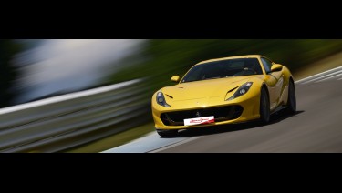 Stage de pilotage avec location d'une Ferrari 812 Superfast sur le circuit du Laquais.