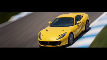 Stage de pilotage avec location d'une Ferrari 812 Superfast sur le circuit du Laquais.