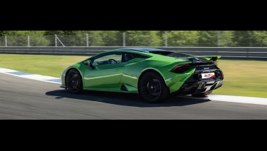 Offrez un coffret cadeau pour le pilotage sur circuit de la Lamborghini Huracan Tecnica 640 au Circuit du Laquais