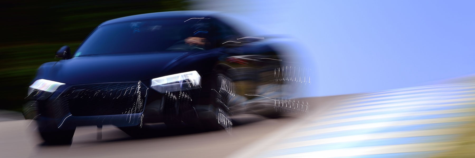 Pilotez une Lamborghini Huracan et une Audi R8 V10 Plus au Circuit du Laquais. Bon cadeau