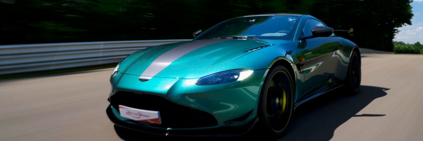 Pilotez une Lamborghini Huracan et une Aston martin Vantage au Circuit du Laquais