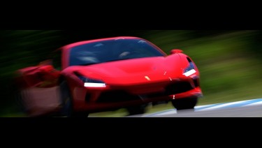Offrez un bon cadeau pilotage au volant d'une Ferrari et Lamborghini au Circuit du Laquais.